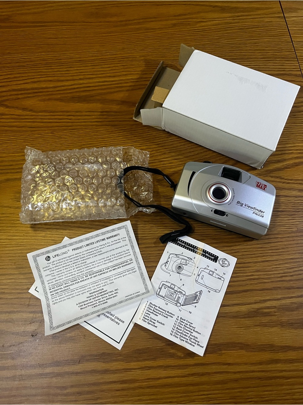 Big Viewfinder PN338 35mm Film Camera in Silver